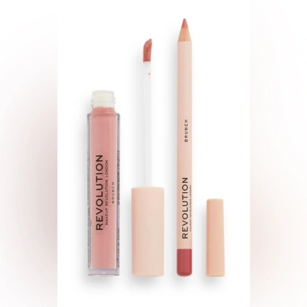 Revolution London LIP CONTOUR KIT “Brunch” Ultra Matte Finish